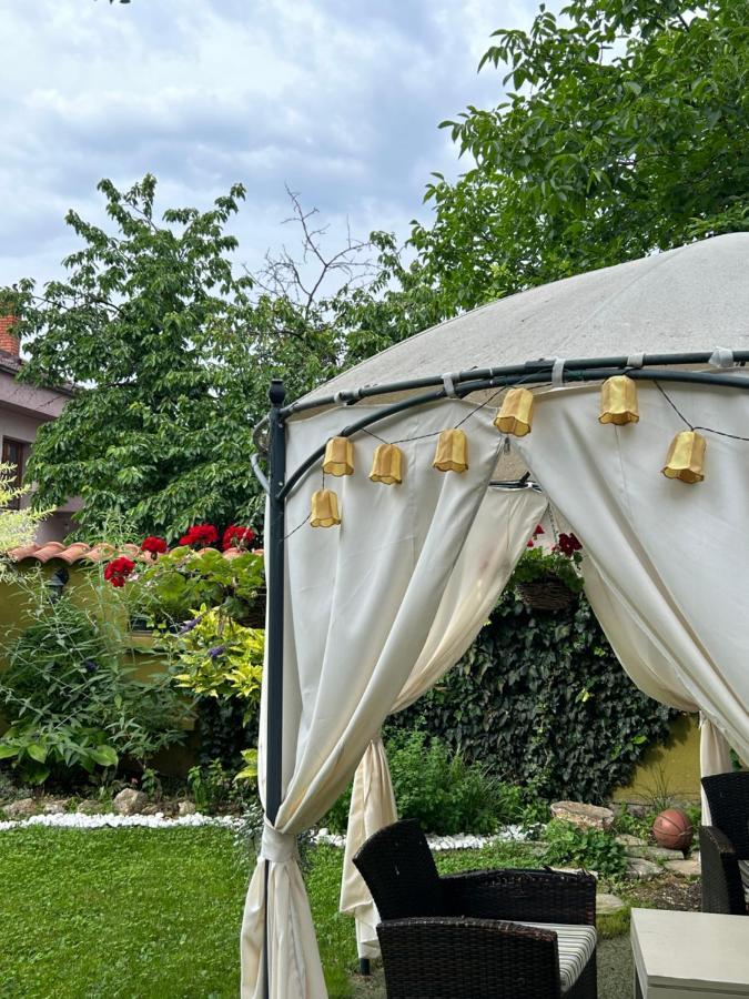 Lux Garden Home D Куманово Екстер'єр фото