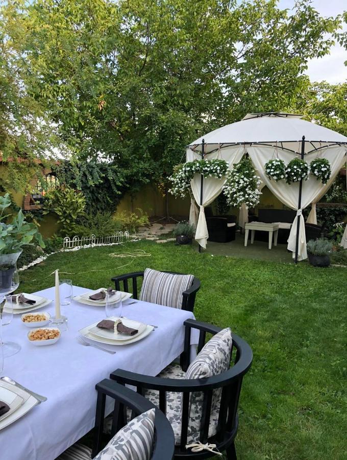 Lux Garden Home D Куманово Екстер'єр фото